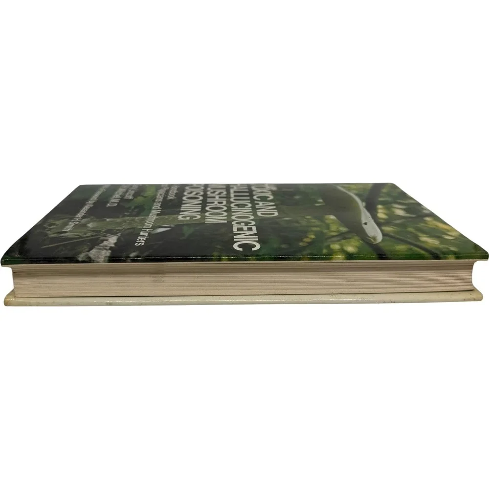 Van Nostrand Toxic and Hallucinogenic‎ Mushroom Poisoning 1977 1st Ed Hardcover